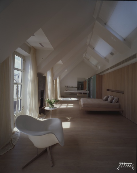 PRIVATE FLAT, PRECHISTENKA STREET, MOSCOW