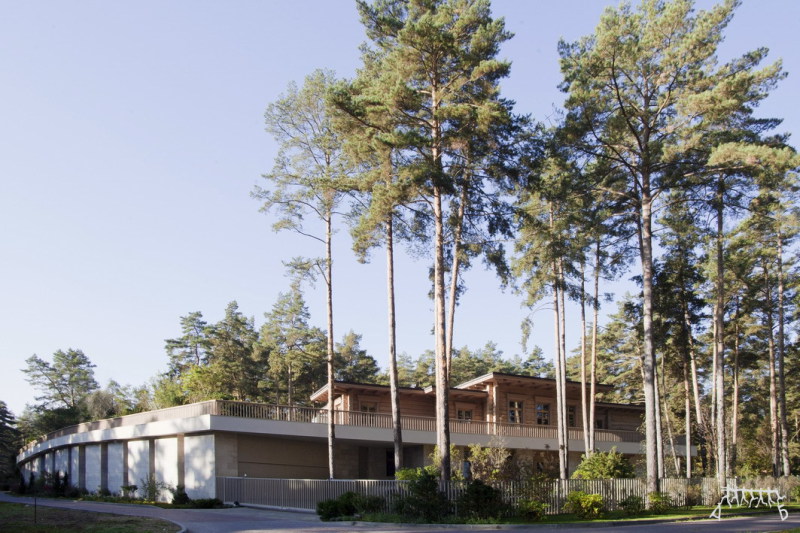 PRIVATE COUNTRY HOUSE, SOSNOVY BOR