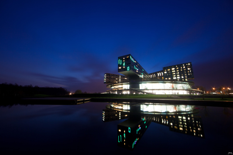 “SKOLKOVO” BUSINESS SCHOOL