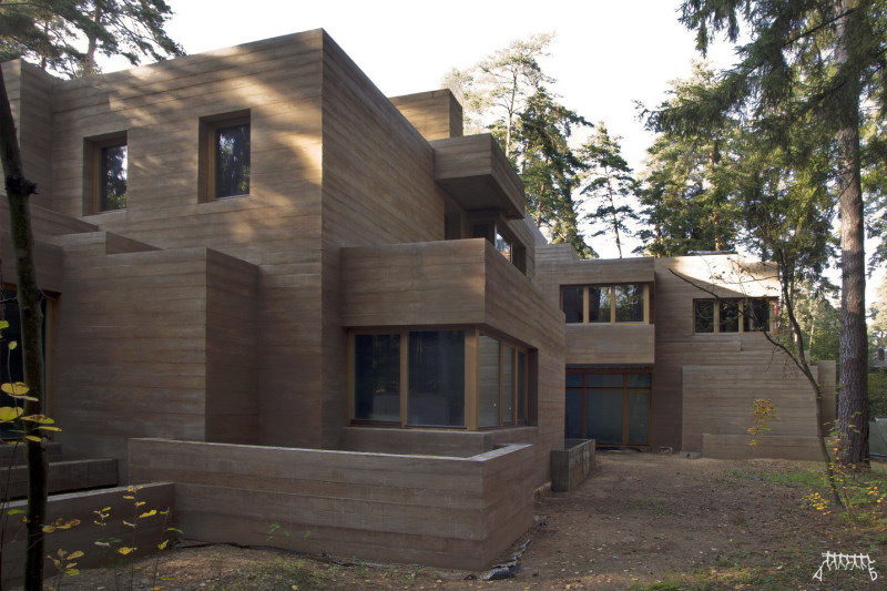 PRIVATE COUNTRY HOUSE, SOSNY