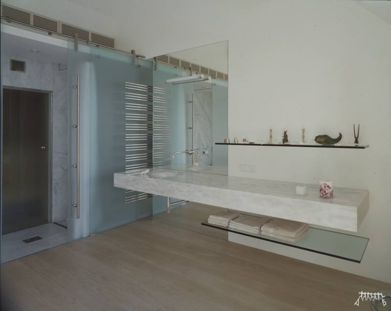 PRIVATE FLAT, PRECHISTENKA STREET, MOSCOW