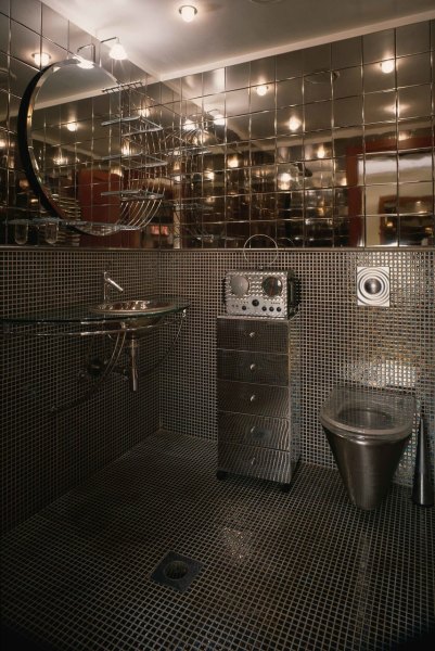 PRIVATE FLAT, PRECHISTENKA STREET, MOSCOW